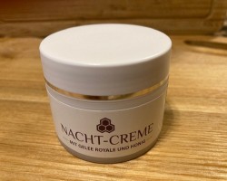 Night cream with Gelee-Royale and honey